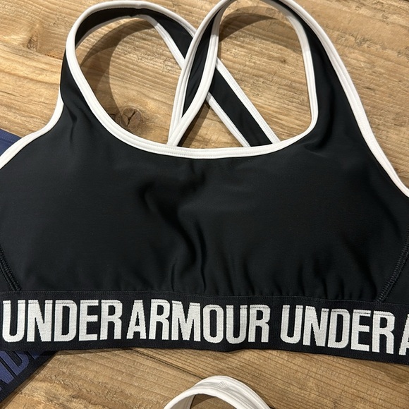 Under Armour  Sports Bra Tops 17$ each or 3 for $42 - Picture 3 of 7